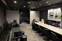 社長室秘書課心斎橋 - ミナミのガールズバー 店舗写真