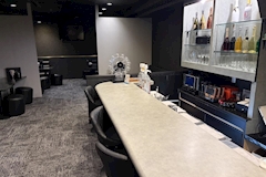 社長室秘書課心斎橋 - ミナミのガールズバー 店舗写真