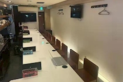 BAR OLris・バーオルリス - 梅田のガールズバー 店舗写真