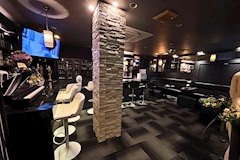 ディアレスト新館・ディアレストシンカン - 栗原のスナック 店舗写真