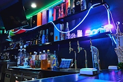NEO:ALCOHOLIC・ネオ アルコホリック  - 秋葉原のコンカフェ 店舗写真