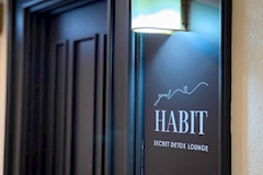 HABIT・ハビット - 国分町のガールズバー 店舗写真