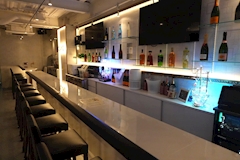 GLANZ・グランツ - 桜新町のガールズバー 店舗写真