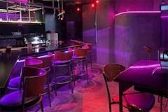 GIRL'S BAR _PINK・アンダーピンク - 函館のガールズバー 店舗写真