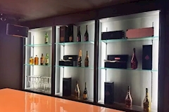 Crystal・クリスタル - 新橋のガールズバー 店舗写真
