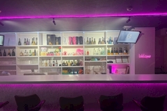 GIRLS BAR EINS・アインス - 千葉・富士見町のガールズバー 店舗写真