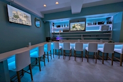 AZURE LOUNGE・アジュールラウンジ - 越谷のガールズバー 店舗写真
