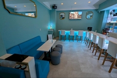 AZURE LOUNGE・アジュールラウンジ - 越谷のガールズバー 店舗写真