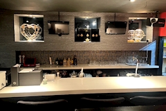 Club Artemis・アルテミス - 天久保のパブ/スナック 店舗写真