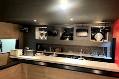 Club Artemis・アルテミス - 天久保のパブ/スナック 店舗写真