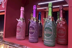 CASUAL BAR THE PINK・ザ・ピンク - 三宮のガールズバー 店舗写真