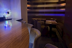 BAR Nine・ナイン - 渋谷の朝・昼ガールズバー 店舗写真