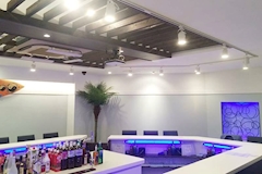 RESORT STYLE TOKYO・リゾートスタイルトウキョウ - 巣鴨のガールズバー 店舗写真