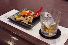 Lounge Charme・シャルム - 湯島・上野のパブ/スナック 店舗写真
