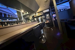 Bar Bacchus・バッカス - 大和のパブ/スナック 店舗写真