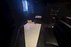 BAR LOG IN・ログイン - 梅田のガールズバー 店舗写真