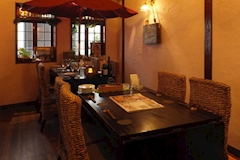 Bar Resort Table・バーリゾートテーブル - 木屋町のガールズバー 店舗写真