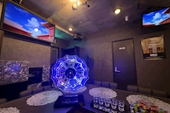 Bar.twenty・バートゥエンティ - 名古屋 栄のガールズバー 店舗写真