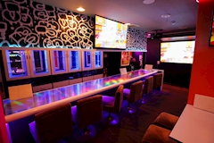 5FIVE・ファイブ - 立川のガールズバー 店舗写真