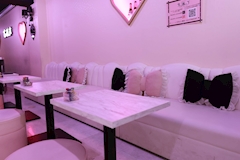 Cafe&Bar でぃあしす - 歌舞伎町のコンカフェ 店舗写真