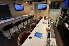 Cafe & Bar NO BRAND・ノーブランド - 横浜西口のコンカフェ 店舗写真