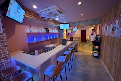 Melty Point・メルティーポイント - 池袋東口のガールズバー 店舗写真
