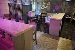 LUXURY GIRLS BAR HONEYS・ハニーズ - 大宮/南銀のガールズバー 店舗写真