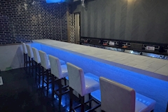 LUXURY GIRLS BAR HONEYS・ハニーズ - 大宮/南銀のガールズバー 店舗写真
