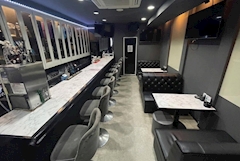 BAR ORCA・オルカ - 十三のガールズバー 店舗写真