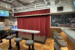 Academic Cafe MOON学園 上野アメ横校・アカデミックカフェムーンガクエンウエノアメヨココウ - 上野 アメ横のコンカフェ 店舗写真