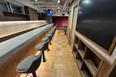 Academic Cafe MOON学園 上野アメ横校・アカデミックカフェムーンガクエンウエノアメヨココウ - 上野 アメ横のコンカフェ 店舗写真