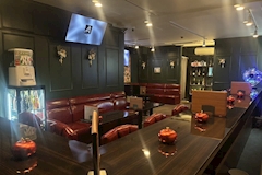 ちゅーる。-Warabi-・チュール - 蕨のガールズバー 店舗写真