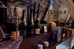 Concept Bar Royal Bounty・ロイヤルバウンティ - 小岩のガールズバー 店舗写真