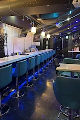 Bar ONE・ワン - 池袋西口のガールズバー 店舗写真