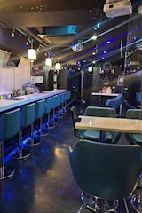 Bar ONE・ワン - 池袋西口のガールズバー 店舗写真