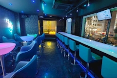 Bar ONE・ワン - 池袋西口のガールズバー 店舗写真