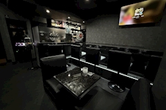 Bar Lounge LEGAREA・レガリア - 大和のパブ/スナック 店舗写真