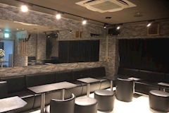 KARARU・カラル - 北浦和のパブ/スナック 店舗写真