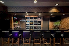 カラオケ&ダーツバー Eight・エイト - 富士のガールズバー 店舗写真