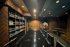 カラオケ&ダーツバー Eight・エイト - 富士のガールズバー 店舗写真