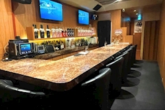 SAKE LAB・サケラボ - 歌舞伎町のガールズバー 店舗写真