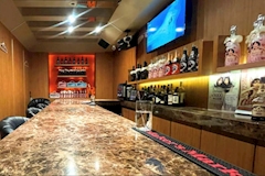 SAKE LAB・サケラボ - 歌舞伎町のガールズバー 店舗写真