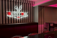 BUNNY BEE・バニービー - 京橋のラウンジ/クラブ 店舗写真