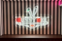 BUNNY BEE・バニービー - 京橋のラウンジ/クラブ 店舗写真