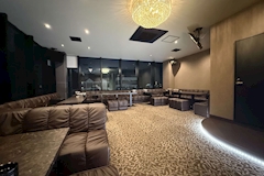 THE LOUNGE DYNAMITE. 西田辺・ザラウンジダイナマイト - 西田辺のラウンジ/クラブ 店舗写真