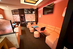 オオカミちゃんカフェ広島店 - 広島市（流川）のガールズバー 店舗写真