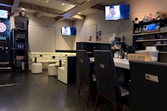 Garden+・ガーデンプラス - 府中のパブ/スナック 店舗写真