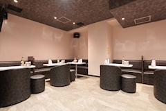 CLUB CREA・クレア - すすきのパブ 店舗写真