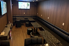スナック小町・コマチ - 人形町のパブ/スナック 店舗写真