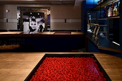 Queen・クイーン - 岡山市（岡山駅前）のガールズバー 店舗写真